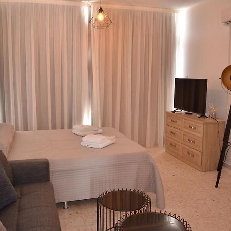 Almyria Apartments - By Imh Travel & Tours Paphos Extérieur photo